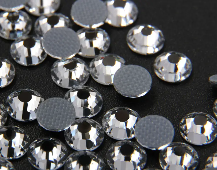 White Flat Bottom Hot Stamping Rubber Soled Ear Studs Clothing Accessories Ornaments