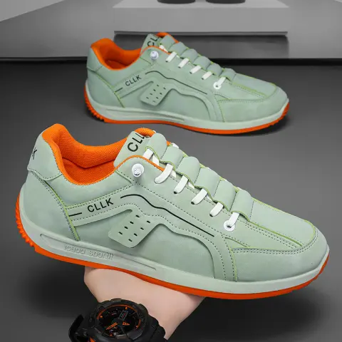 Fashion Skateboard Shoes Men Anti-skid Slip-on Flats Casual Lazy