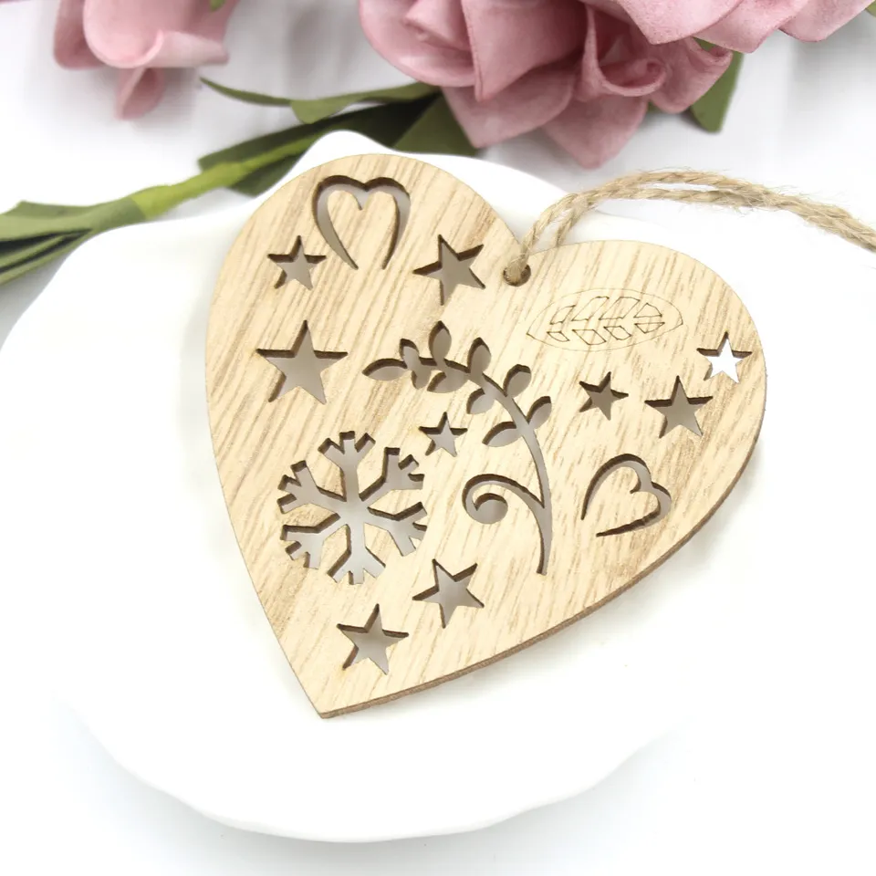 Creative Hollow Love Bird Wooden Pendant - Love Heart