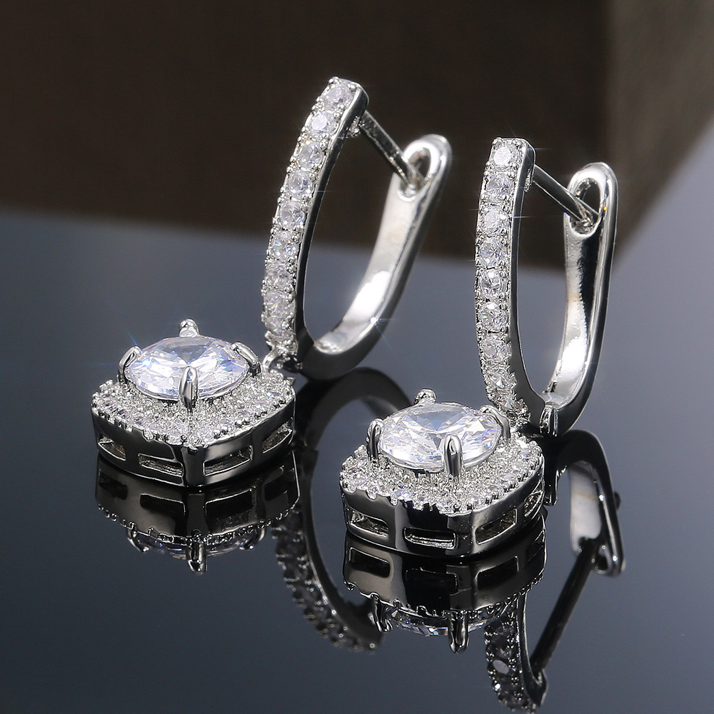 Exquisite Ladies Micro-inlaid Zircon All-match Earrings