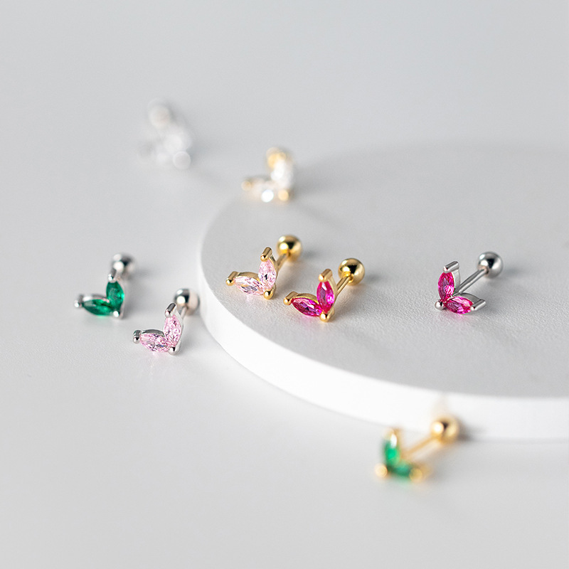 Women's Fashion Threaded Diamond Butterfly Small Leaf Earrings