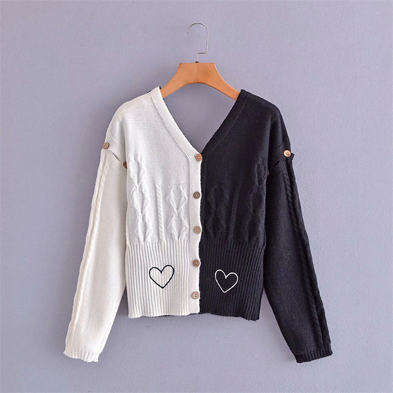 Women's Long Sleeve Knitted Cardigan With Contrasting Color Stitching Design