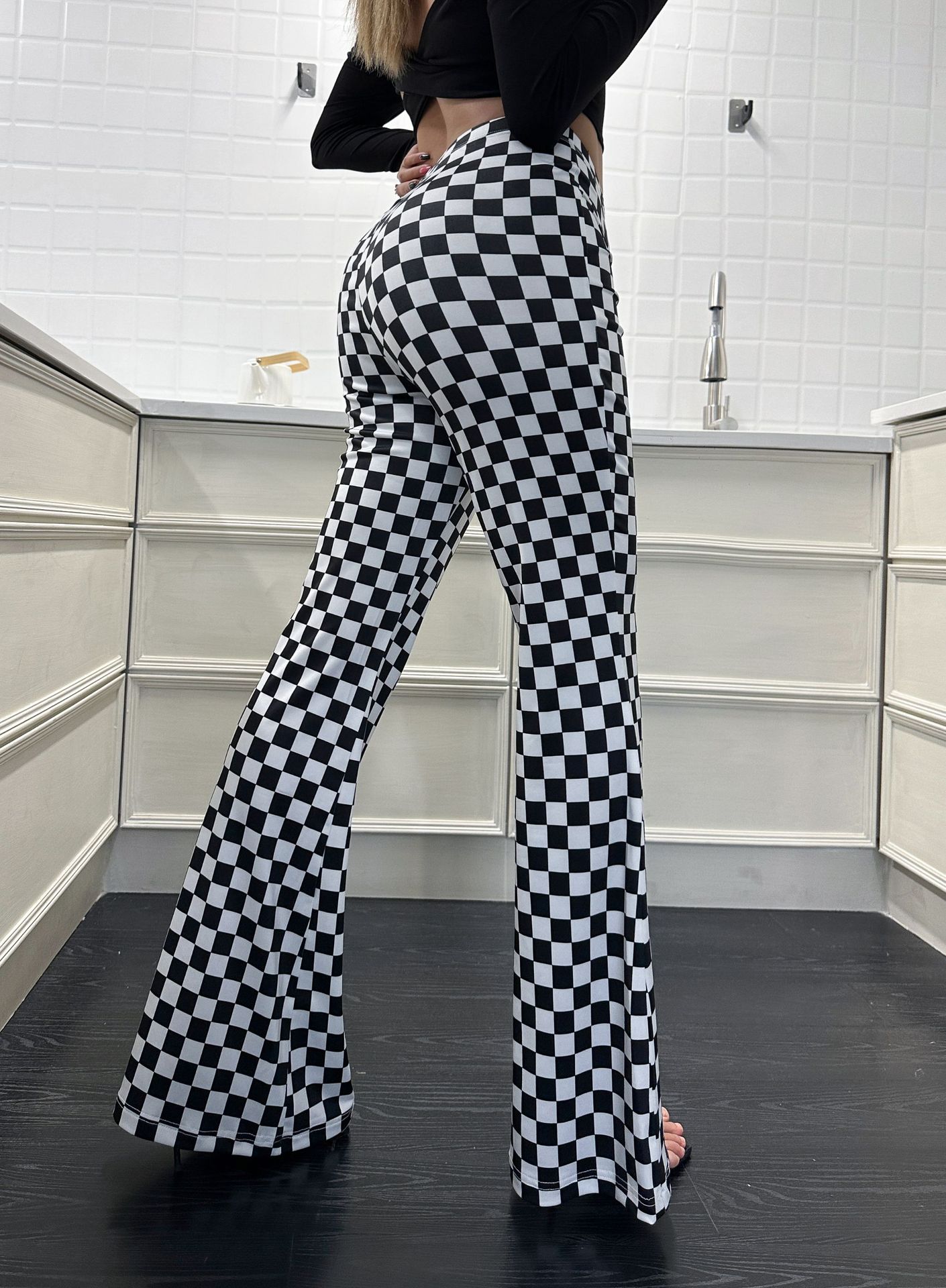 Title 1, Checkerboard Flare Pants Womens Fitness Yoga C...