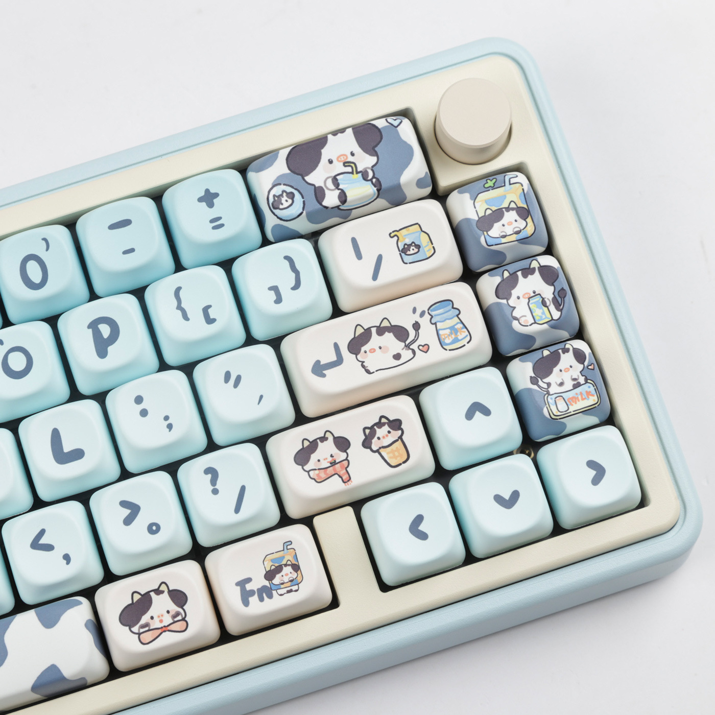 Title 5, MOA Height Square Sublimation Gradient Cow Key Cap