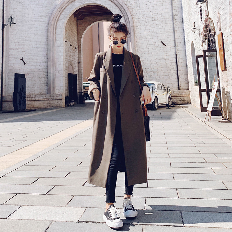 Women's Temperament Age-reducing Mid-length Retro Suit Jacket