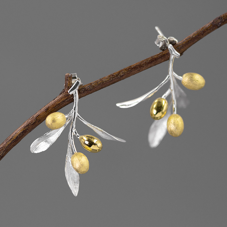 The Taste Of Love Sterling Silver Natural  And Elegant Olive Branch Stud Earrings — foto 4