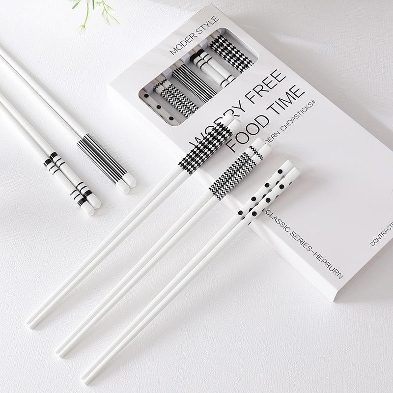 Title 4, Hepburn Style Ceramic Chopsticks Household