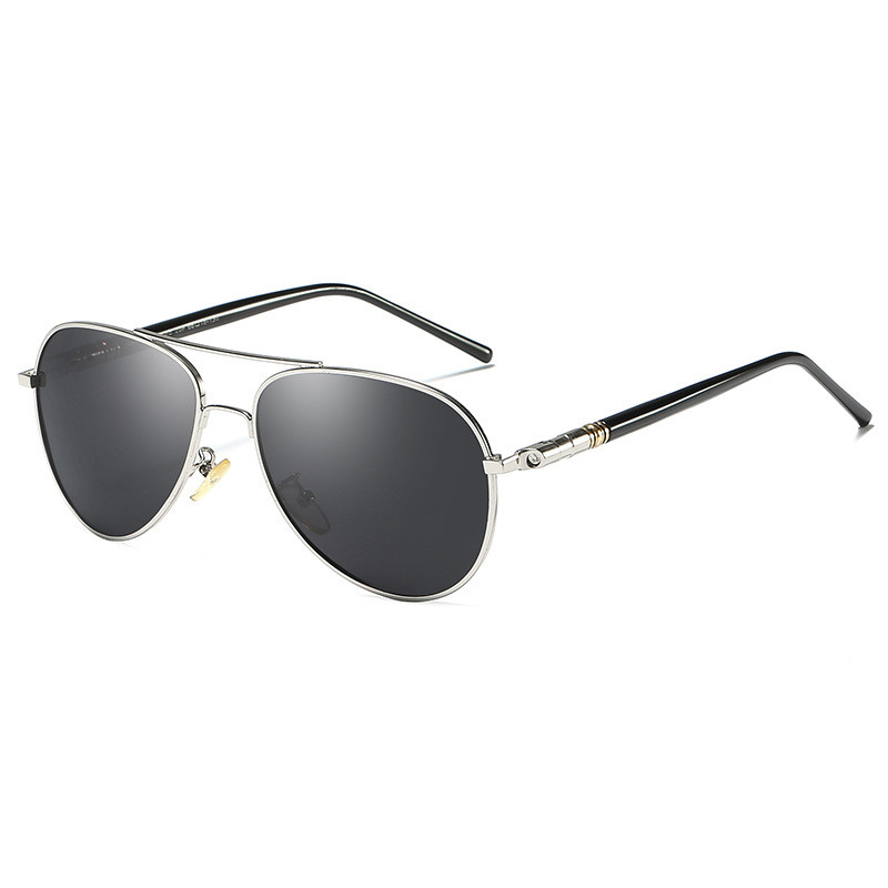 Title 5, Classic all-match polarized sunglasses