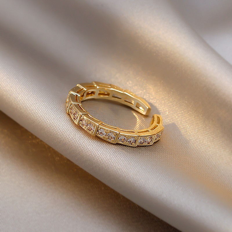 Diamond Ring Exquisite Fashion Personality