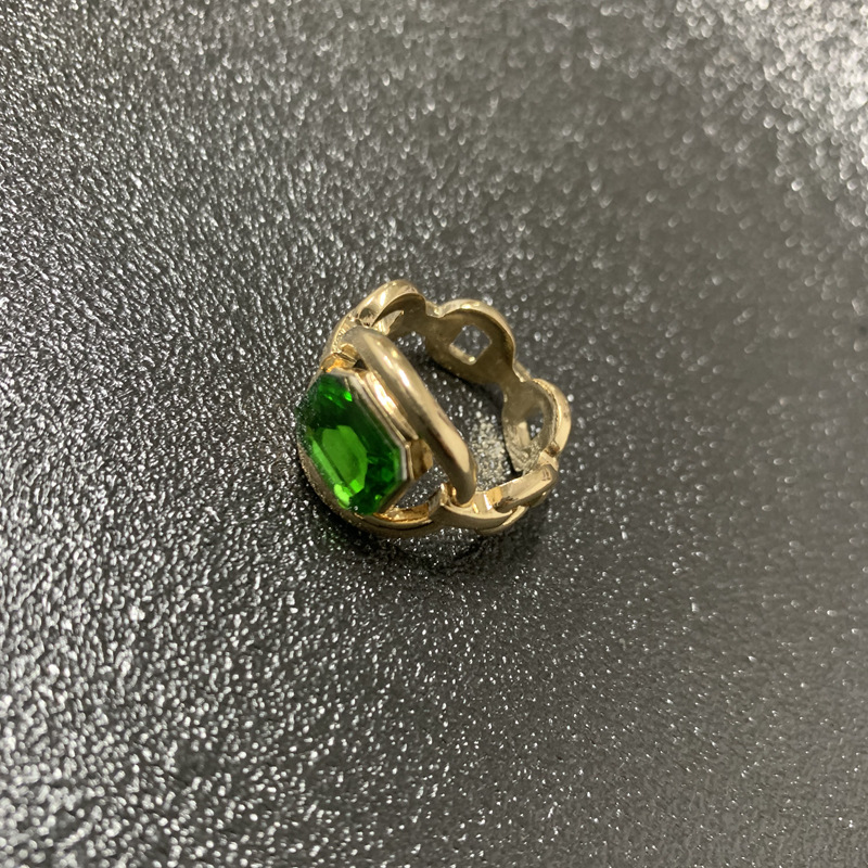 Vintage Grandmother Green Ring Female Europe And America