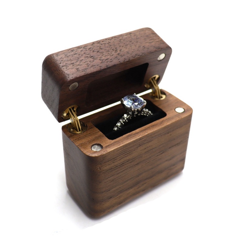 Walnut Ring Box Magnet Lighter Earring Studs Women's Mini Travel Storage Trinkets — foto 3