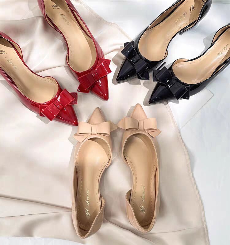 Stunning Patent Leather Bow Side Cutout Sandals For Women, 2026 New Sexy Pointed Toe Comfort Slip-On Shoes