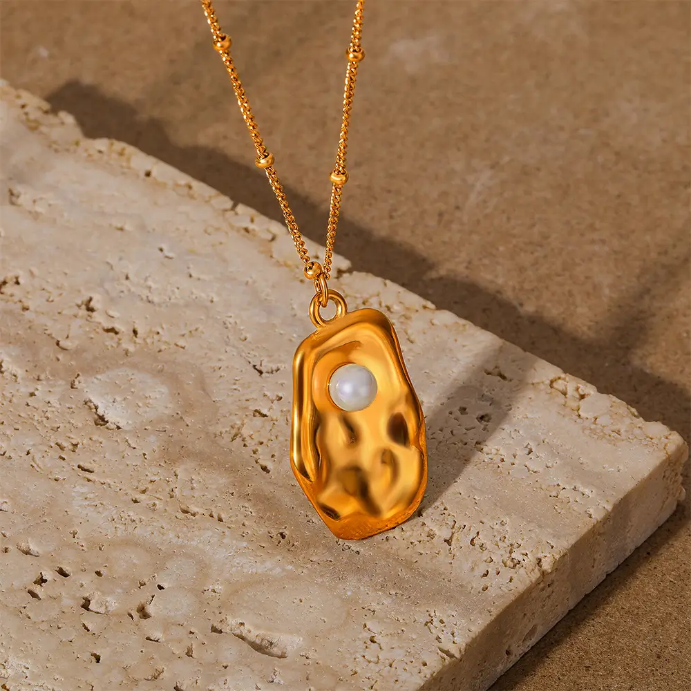 French Style Vacuum Electric Gold Plated Stainless Steel Pendant Necklace