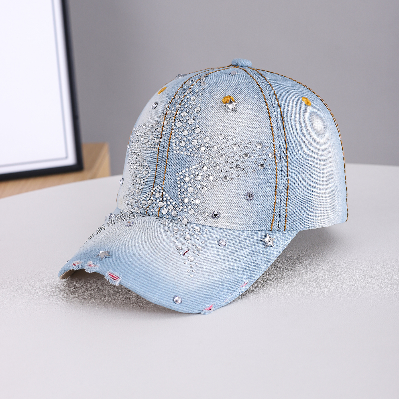 Men's And Women's Identical Large Diamond Five-pointed Star Versatile Slimming Retro Street Style Baseball Cap Suitable For Daily Outings And Summer Outfits