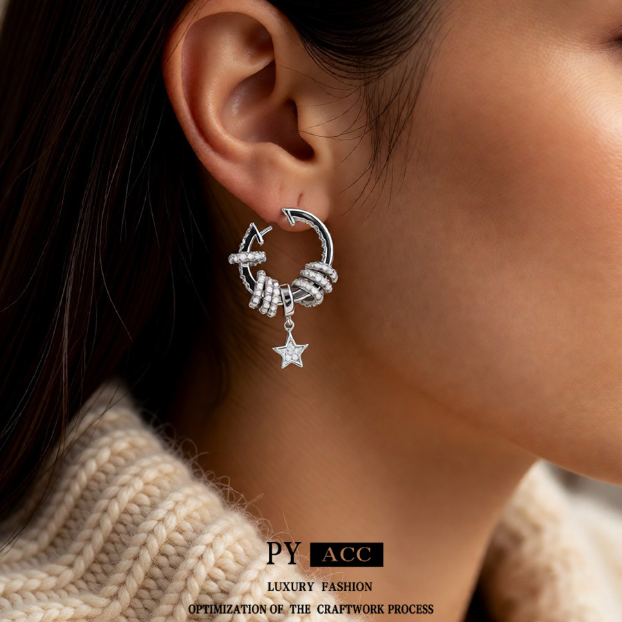 moekad ja elegantsed kõrvarõngad