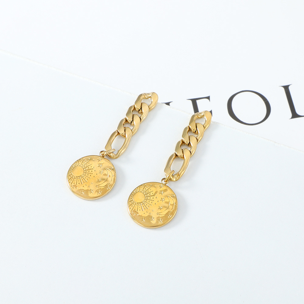 أقراط سلسلة شارة القمر والشمس برياح باردة