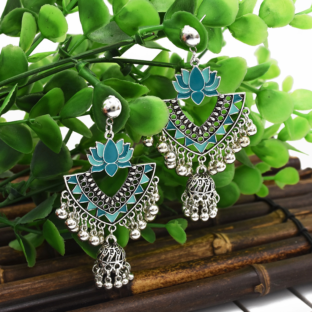 Retro Ethnic Palace Style Classical Hollow Bell Earrings