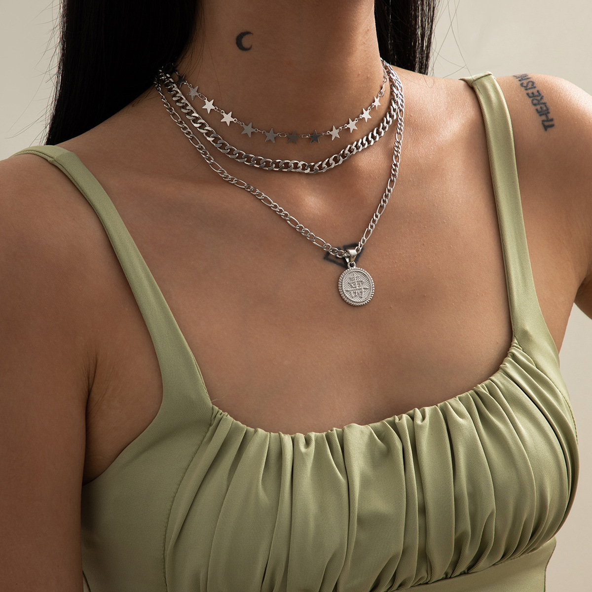 Exaggerated Five-pointed Star Chain Necklace Girl