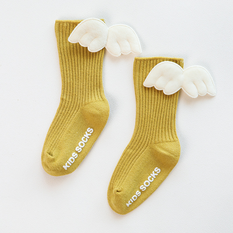 Title 7, Glue non-slip socks for boys and girls