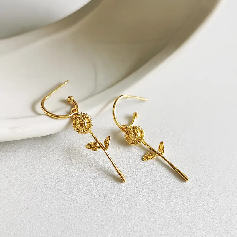 Simple Retro Sunflower S925 Silver Cute Earrings