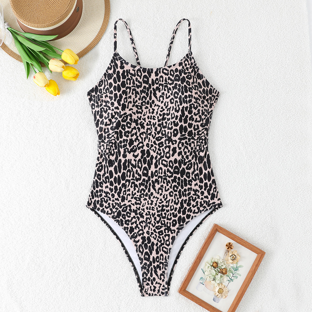 Buy Women's Clothing Online | Buy Trending Dresses for Women