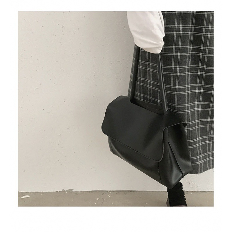 Briefcase Niche Design High end Sense Of Shoulder Bag Black - Shop at LoveMi