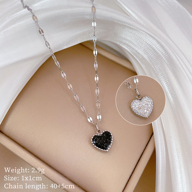 Extremely Simple Double-sided Heart-shaped Furnace Necklace