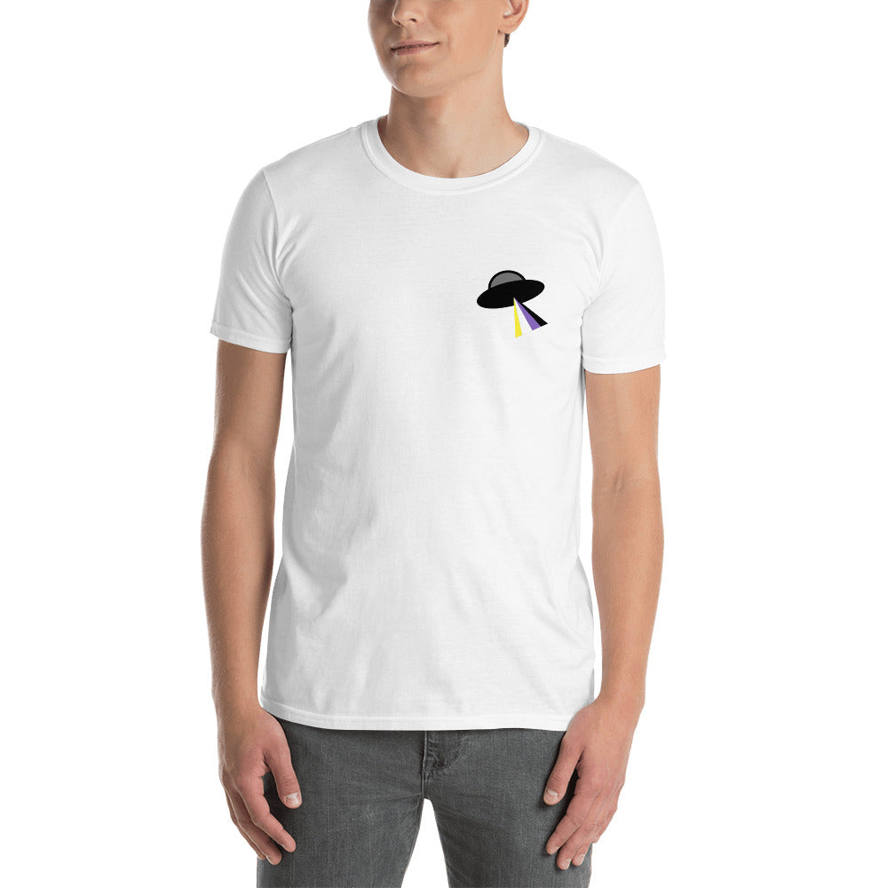 Title 3, Unisex T-shirt met korte mouwen en vliegende sc...