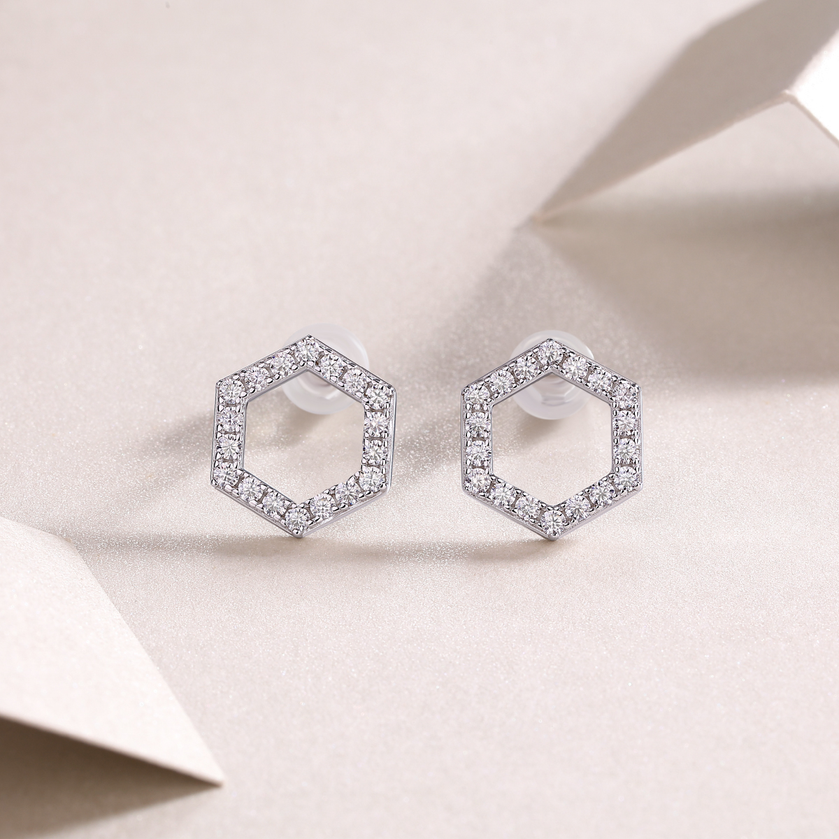 1Empowering The Future - Fashionable, Trendy And Affordable Jewelry With Moissanite S925 Sterling Silver And Platinum-plated Stud Earrings Prohibit TikTok sales