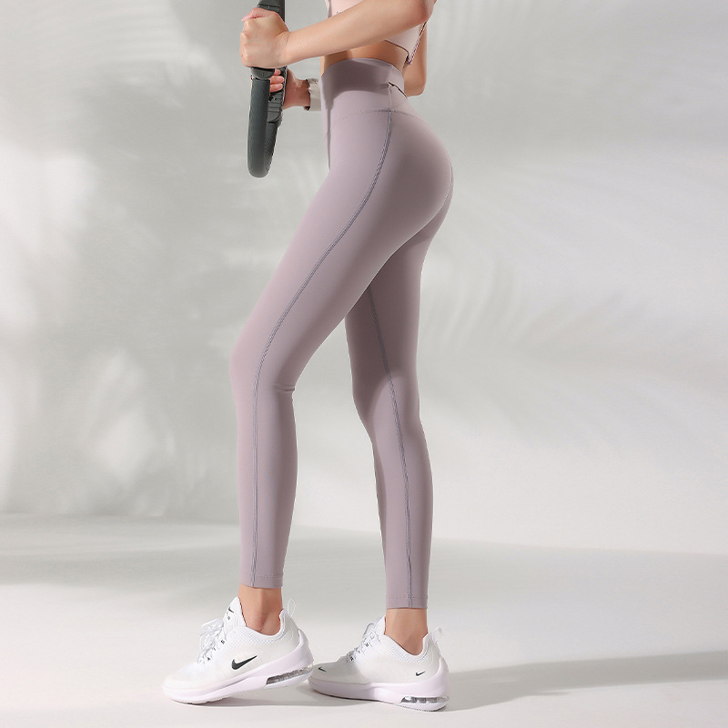 Women's Running With Skinny Yoga Pants