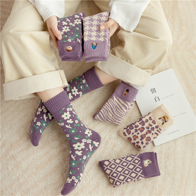 Padded Thick Embroidered Terry Towel Bottom Socks
