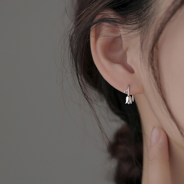 Fashion Tulip Stud Earrings For Women