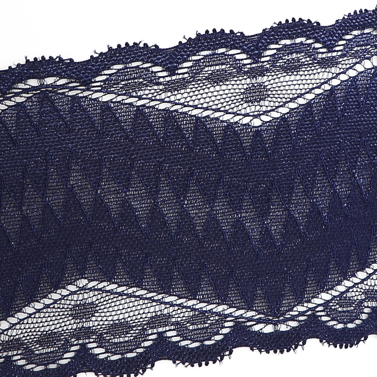 Title 4, Lace Stitching Women