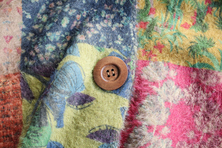 Literary Retro V-neck Printed Loose Knit Cardigan