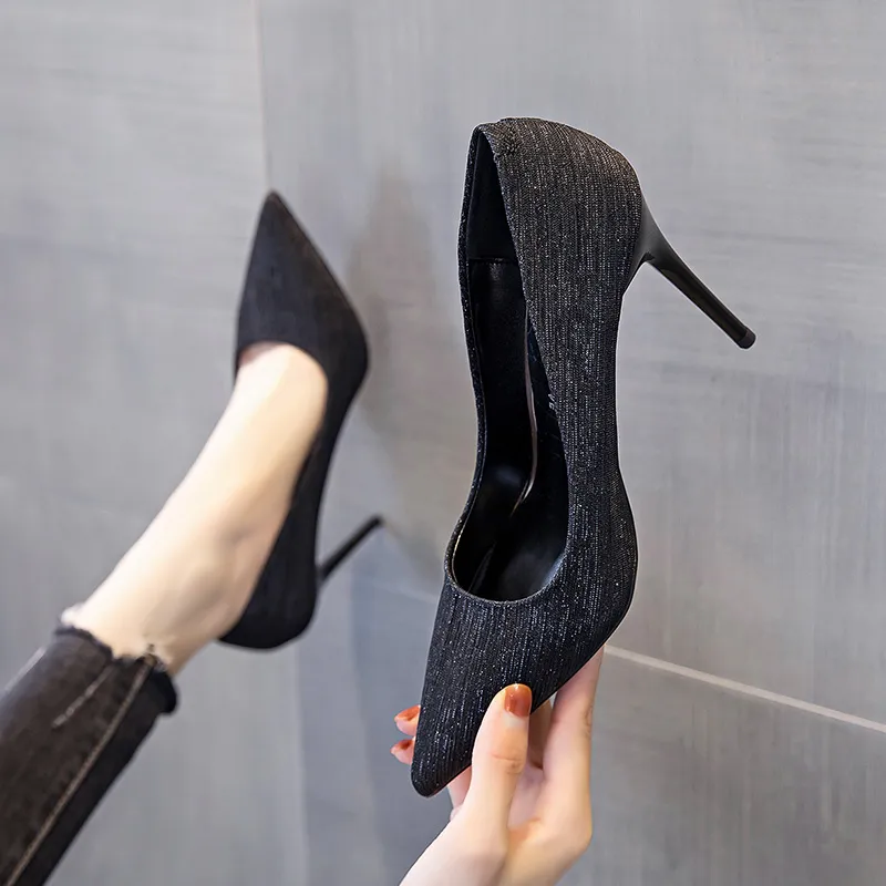 Pointed Non-tiring Feet Black Commuter Workplace High Heels - Black