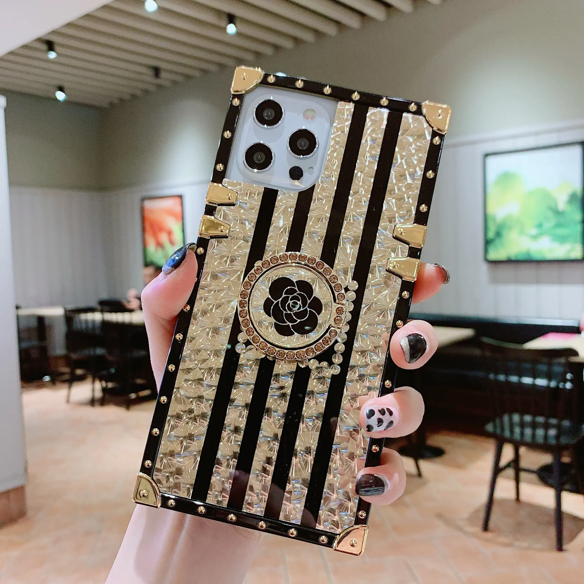 Fashion Minimalist Phantom Rose Flower Phone Case Protector