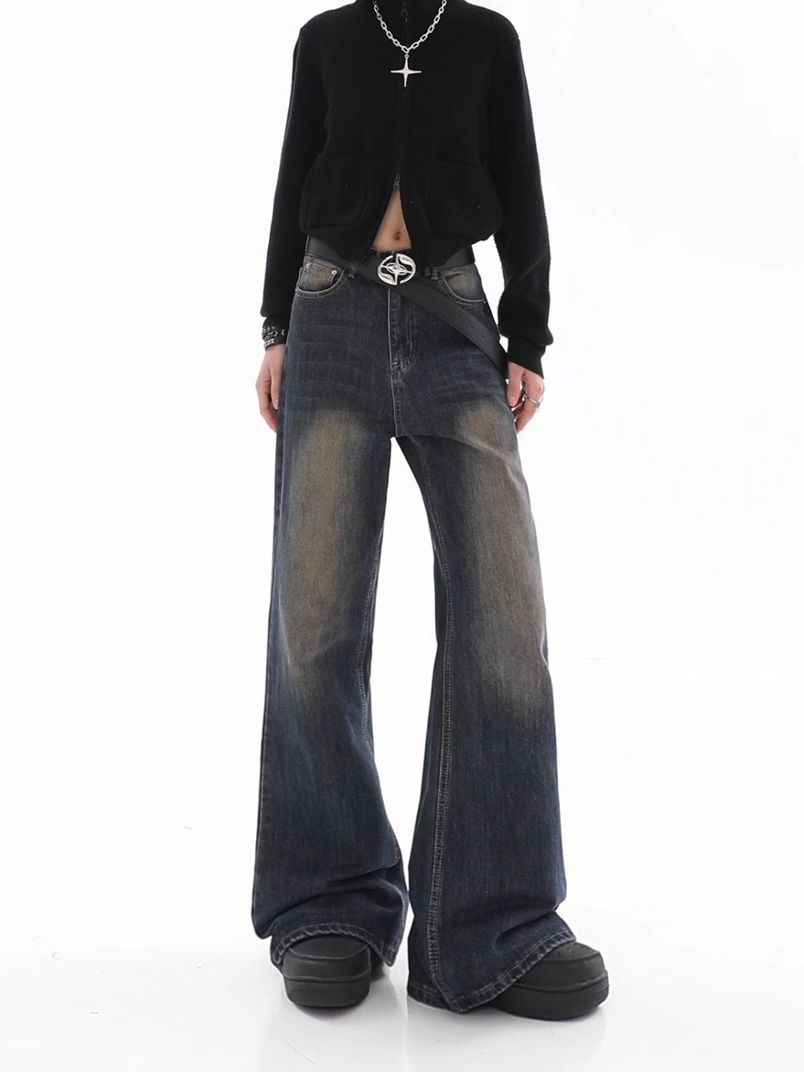 Title 11, Damen Loose Hänge Jeans Vintage Destroyed Strai...