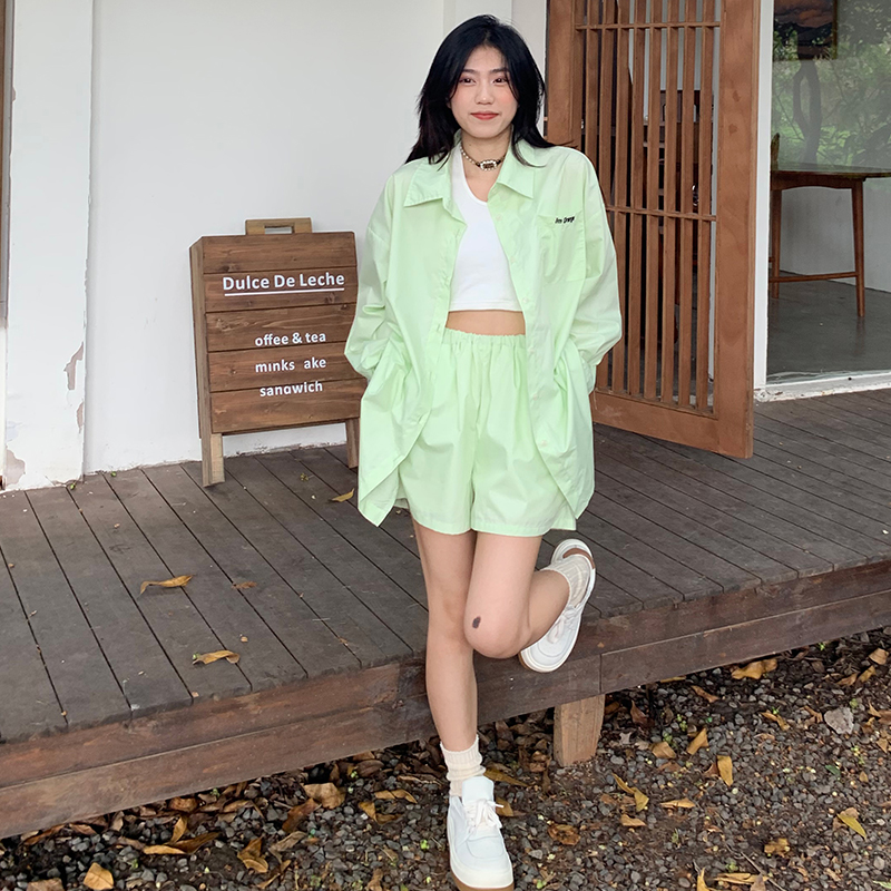 Women's Long-sleeved Sunscreen Shirt Shorts