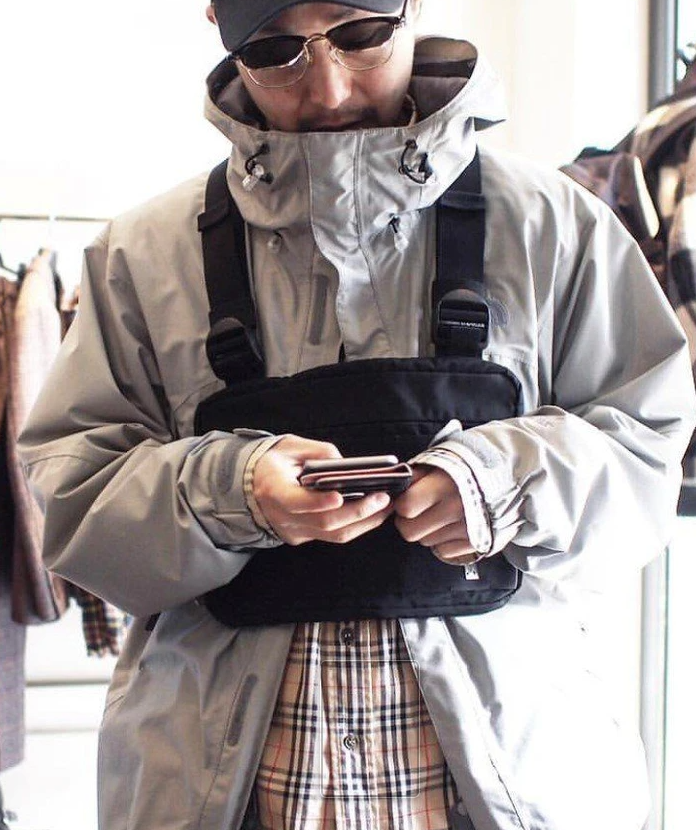 حقيبة صدر تاكتيكية عصرية للرجال بتصميم الهيب هوب مع رباط مطاطي وظيفي