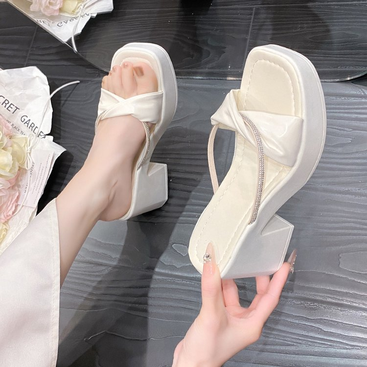 2025 Summer New Women's Block Heel Square Toe Sandals Rhinestone One-Strap Beach Sandals