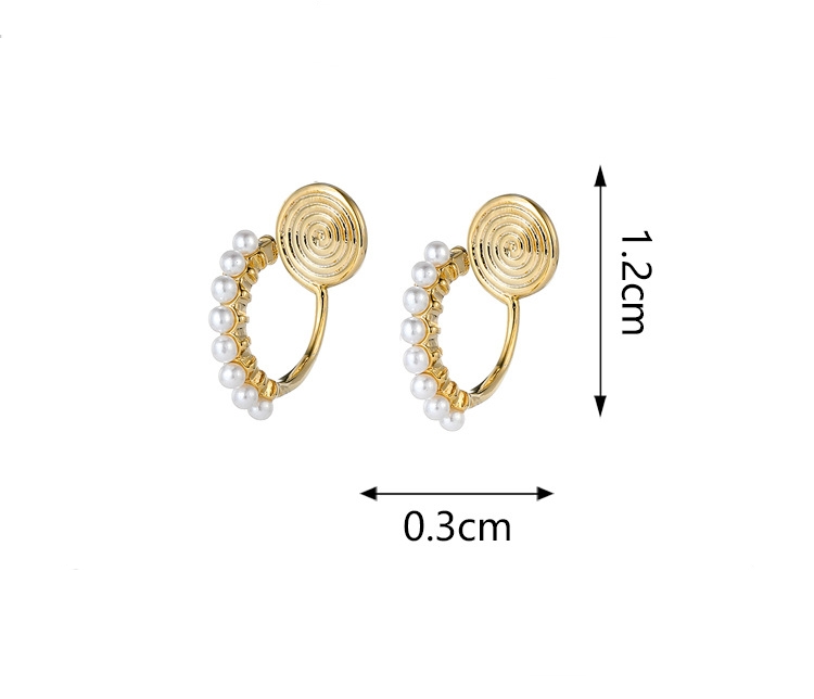 Title 7, Womens simple and compact pearl earrings. Eleg...