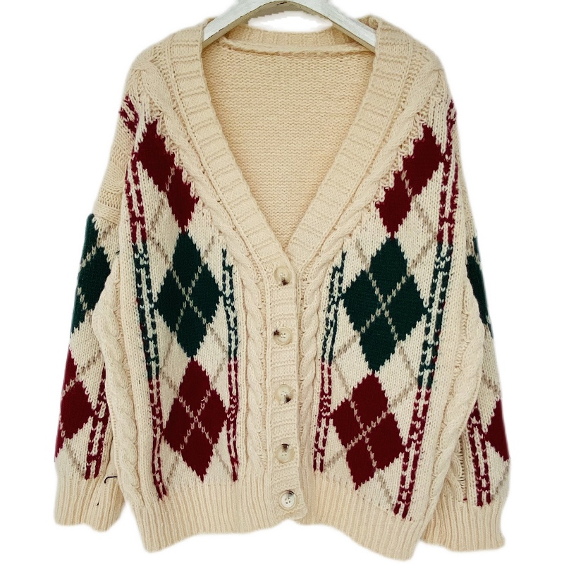 Rhomboid twist sweater