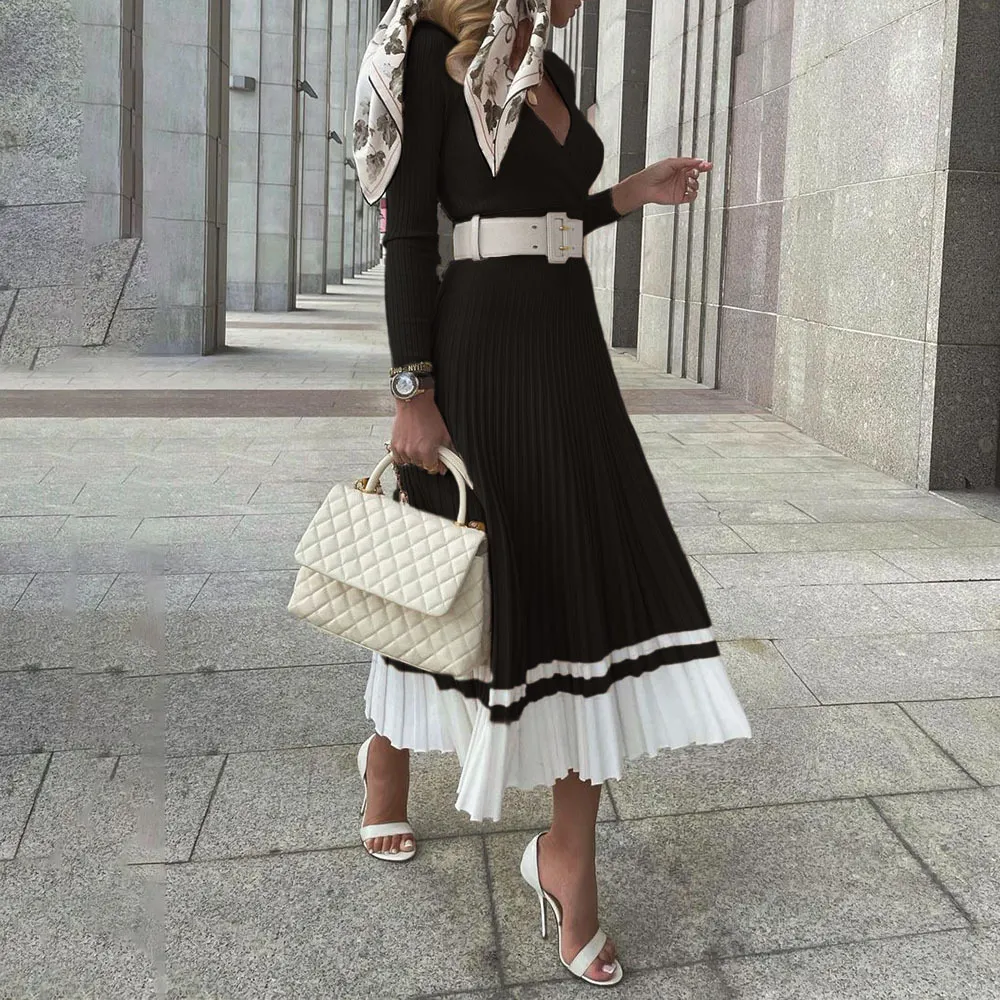 Belted Slim V Neck Knitted Pleated Dress - Black