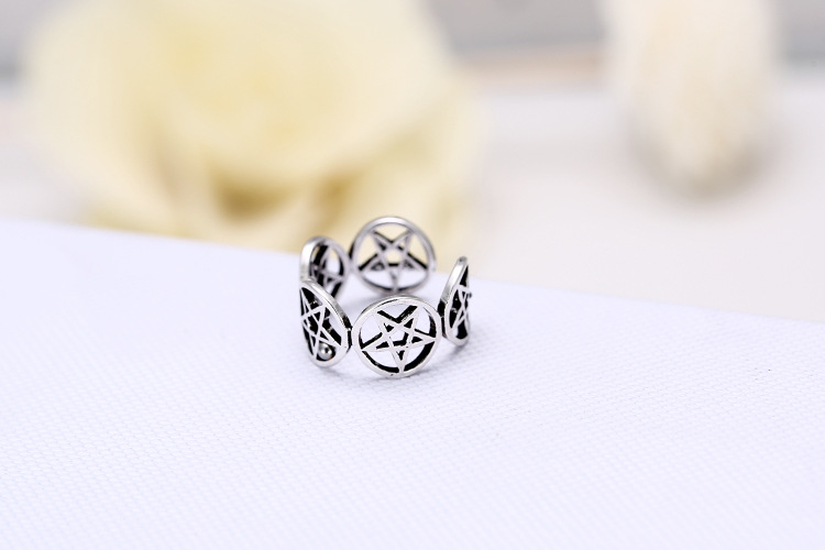 Title 5, Pentagram Openwork Retro Rings Women