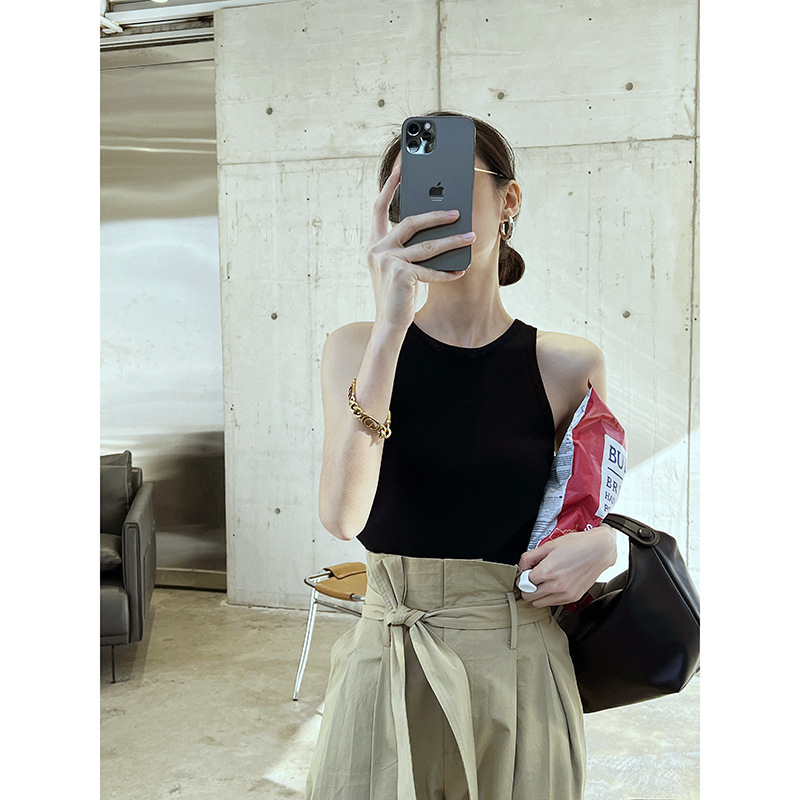 Women's Fashionable Slim Round Neck Digging Shoulder