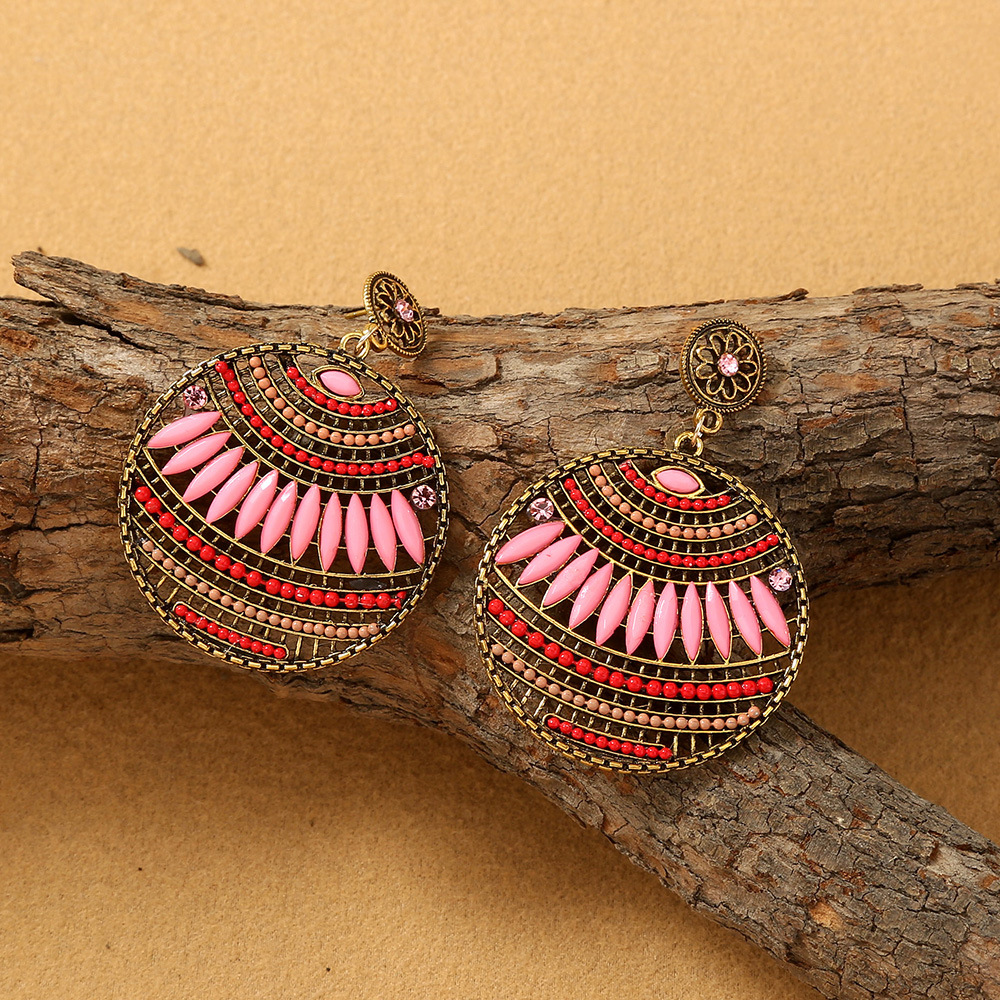 European And American Trend Hollow Stud Earrings