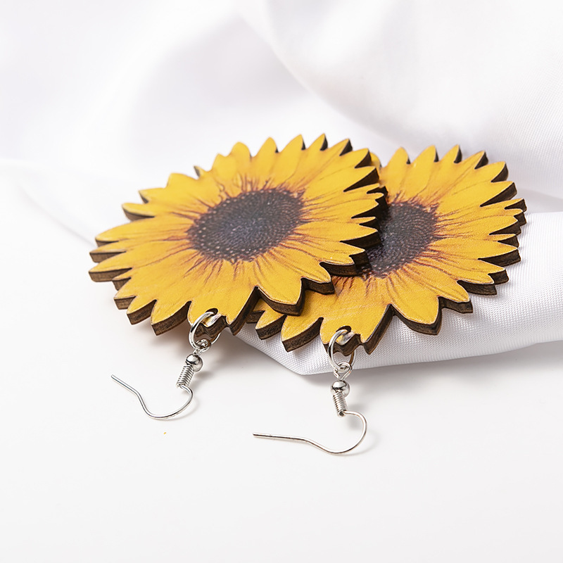 Popularity 3D 3D Wooden Sunflower Pattern Earrings