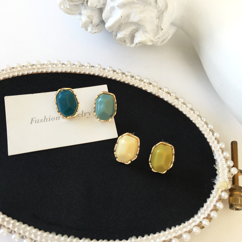 Irregular Geometry Earrings Asymmetric Resin