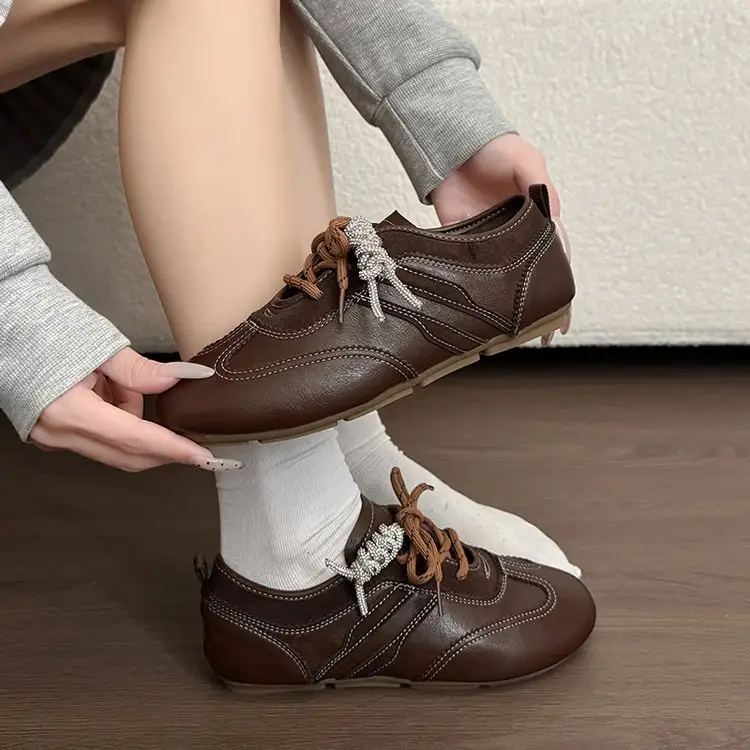 New Women Retro Piano Note Trainers, Thin Sole Casual Sneakers
