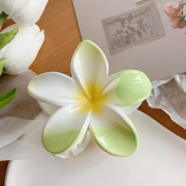 Muweordy Plumeria Hair Clips Flower Hair Clip Trendy Hair Claw Clip Popular Hair Catch Korean Hair Accessories For Women Green - Shop at LoveMi